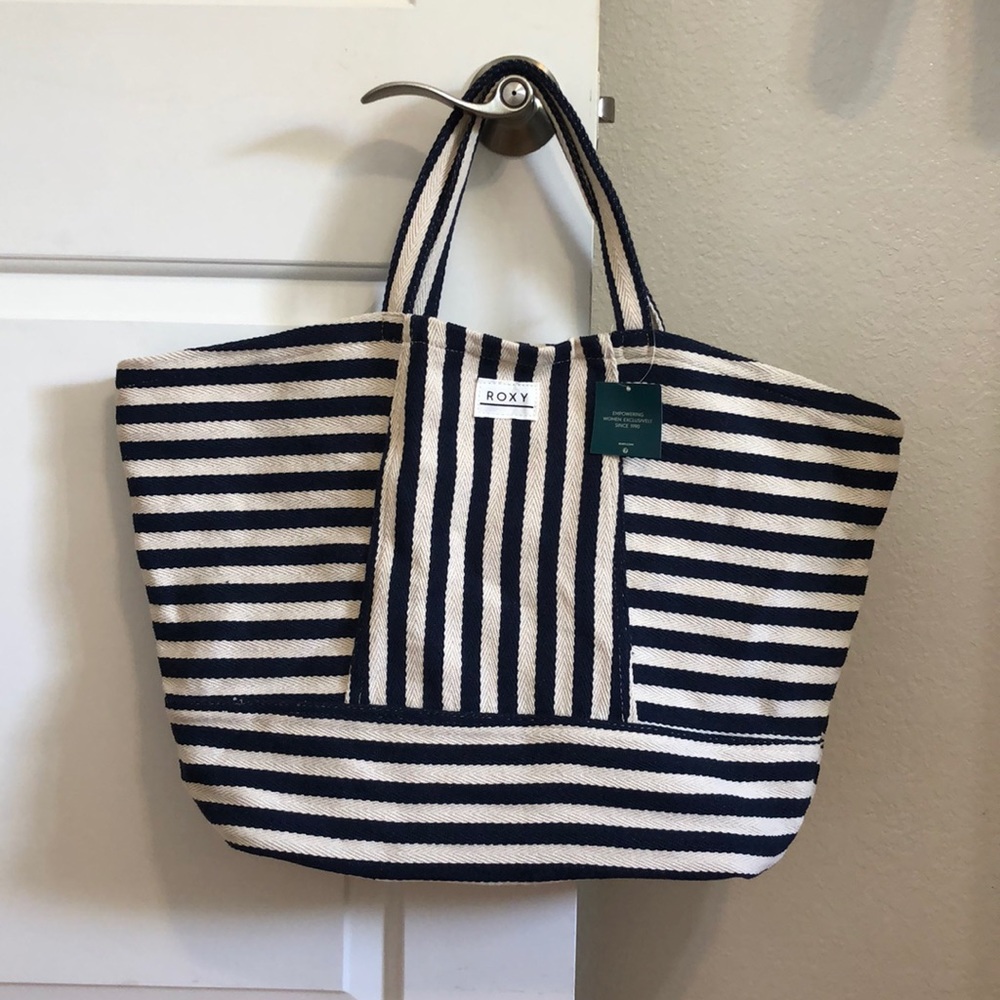 Brand New Canvas ROXY beach tote bag